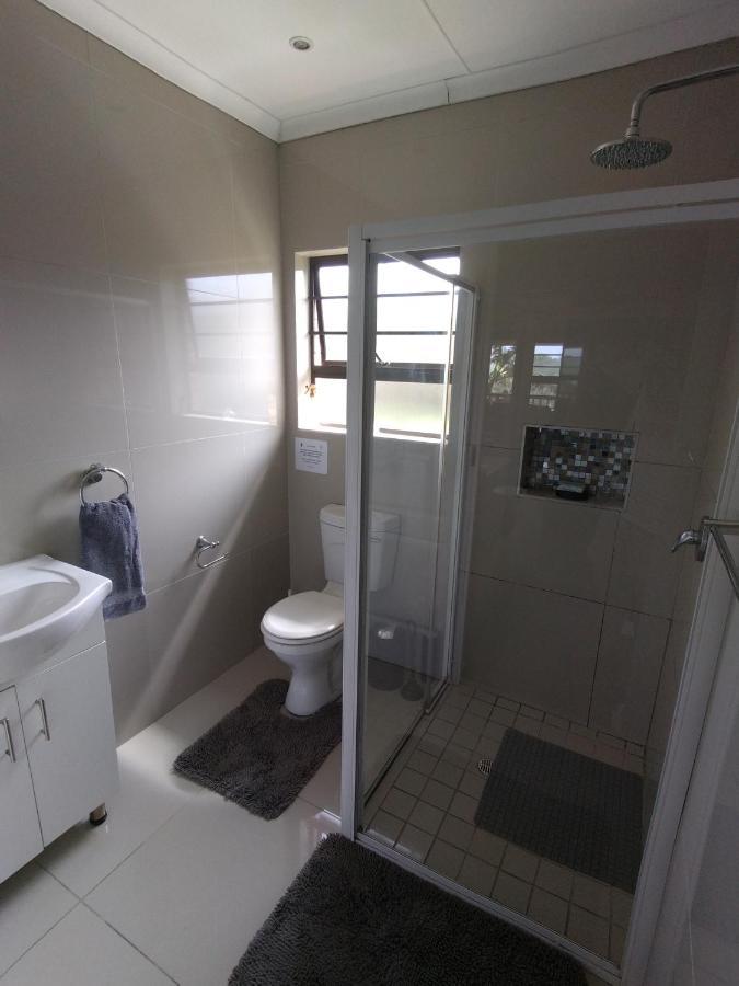 2 Bedroom Guest Suite At A-Frame Glengariff Beach Glen Eden Exterior foto